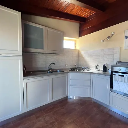 Apartman Mansarda In Centro Capri Leone