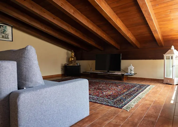 Mansarda In Centro Apartment